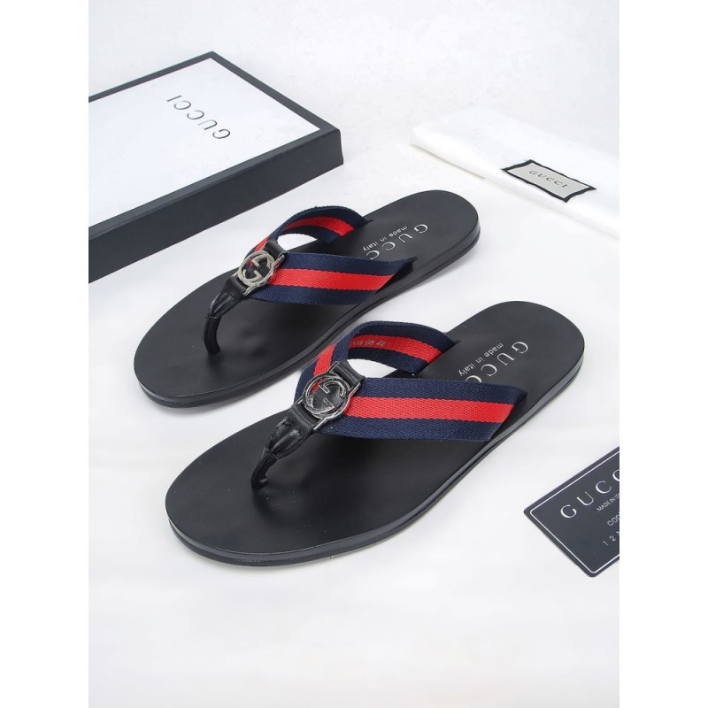 G*u*i slippers